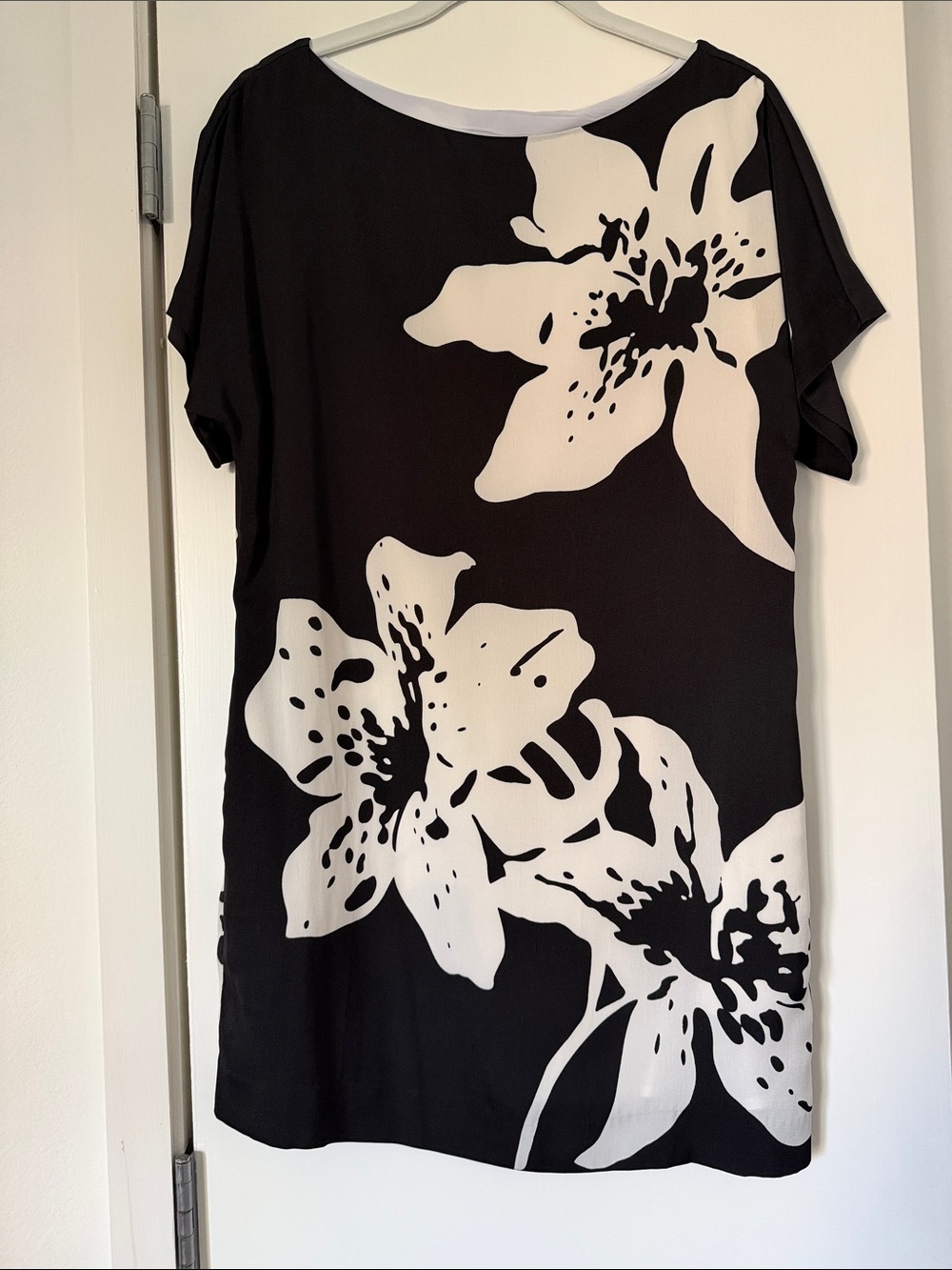 Banana Republic Black and White Floral Shift Dress